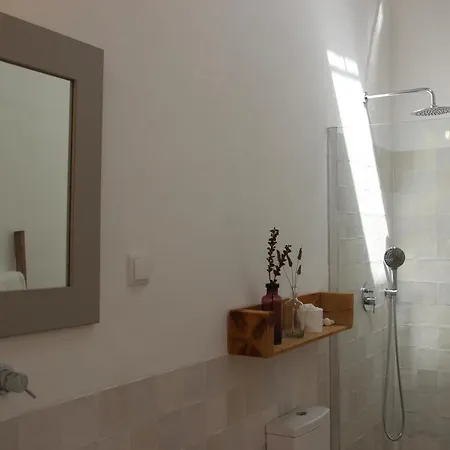 Casa De N.º 1 * Benafim